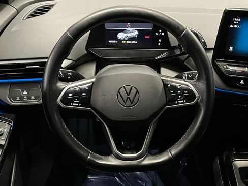 Used 2022 Volkswagen ID.4 Pro image 9