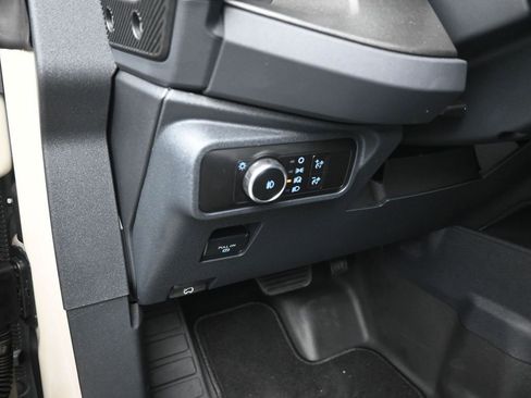 New 2025 Ford Bronco Badlands image 21