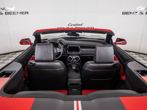Used 2016 Chevrolet Camaro SS RWD image 10