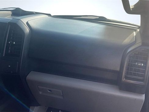 Certified 2019 Ford F150 XL w/ Equipment Group 101A Mid image 16