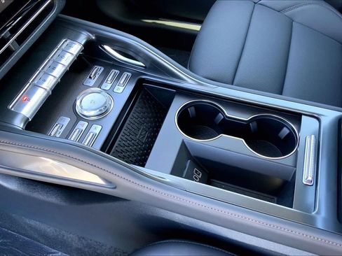 New 2026 Lincoln Nautilus Premier w/ Jet Appearance Package image 7