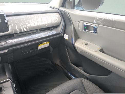 New 2027 Kia Seltos S FWD image 14
