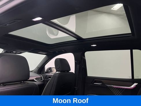 Used 2025 GMC Acadia Denali AWD/4WD image 20