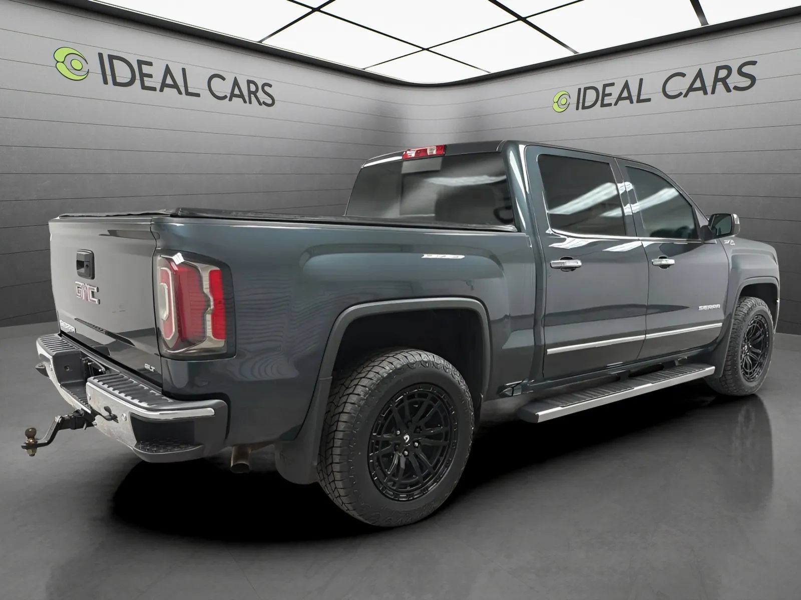 Used 2018 GMC Sierra 1500 SLT AWD/4WD image 5