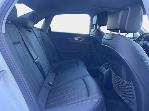 Used 2022 Audi A4 2.0T Premium image 9