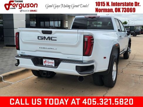 New 2026 GMC Sierra 3500 Denali Ultimate AWD/4WD image 3