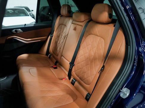 Used 2023 BMW X5 M50i w/ Executive Package image 18