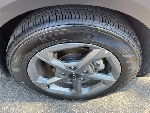 Used 2025 Kia K4 FWD image 29