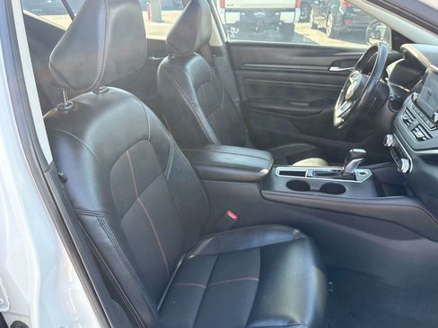 Used 2020 Nissan Altima 2.0 SR FWD image 17