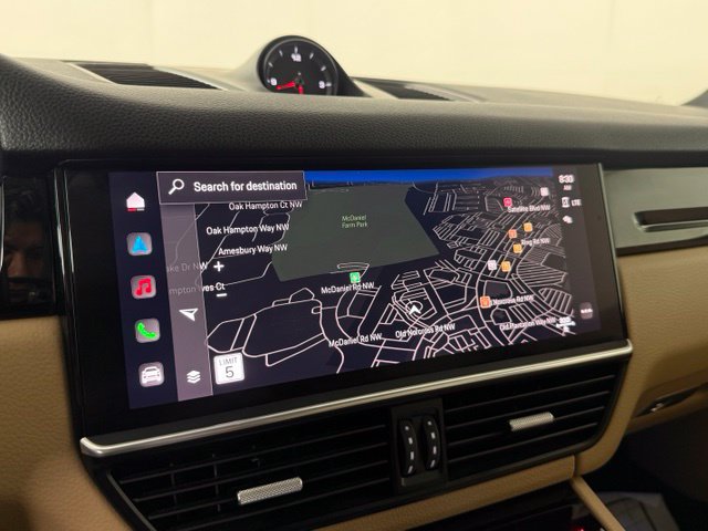Used 2023 Porsche Cayenne AWD/4WD image 21