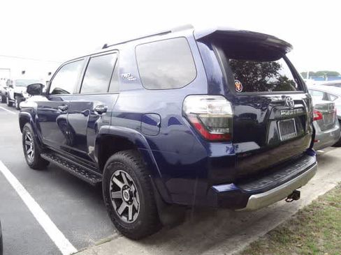 Used 2020 Toyota 4Runner TRD Off-Road AWD/4WD image 5