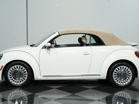 Used 2014 Volkswagen Beetle 1.8T image 2