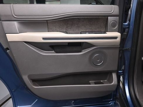 Used 2019 Ford Expedition Max Limited w/ Equipment Group 302A AWD/4WD image 23