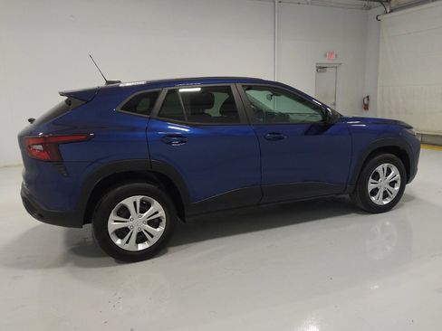 Used 2024 Chevrolet Trax LS FWD image 10
