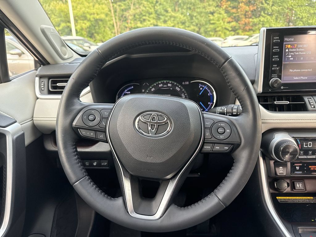 Used 2019 Toyota RAV4 Limited AWD/4WD image 11