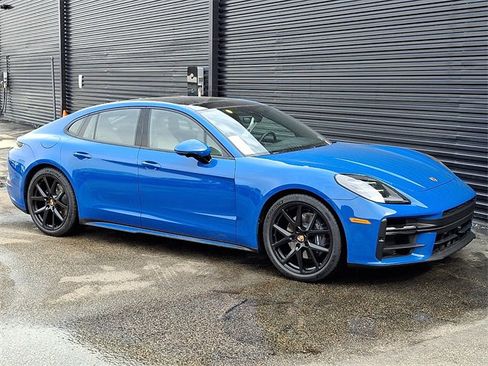 New 2026 Porsche Panamera 4 image 9