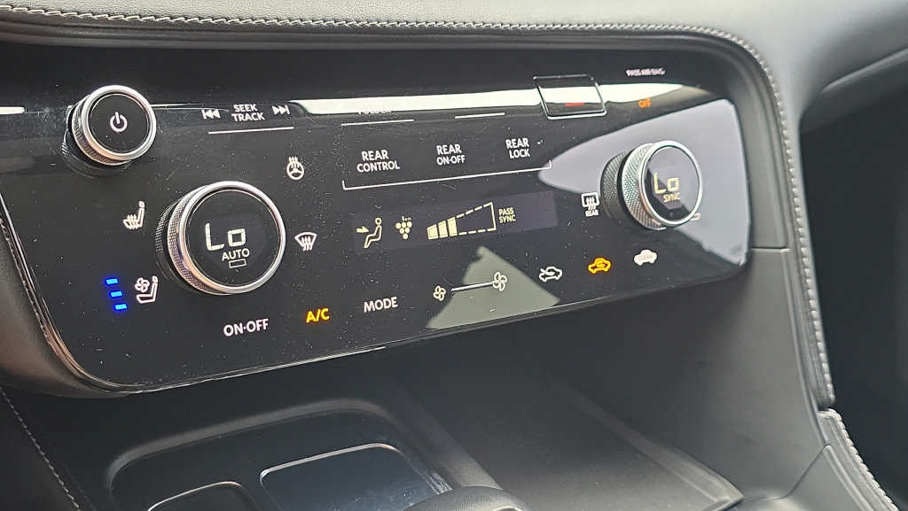 Used 2022 INFINITI QX60 Sensory w/ Vision Package AWD/4WD image 23