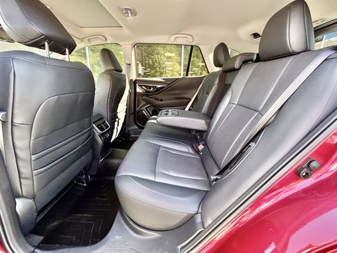 Used 2024 Subaru Outback Limited image 35