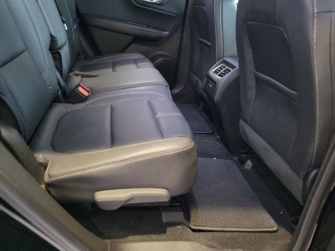 Used 2023 Chevrolet Blazer LT image 31