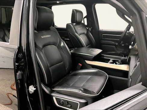 Used 2019 RAM 1500 Laramie image 29