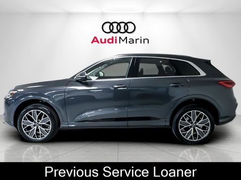 Certified 2025 Audi Q5 Premium Plus w/ Premium Plus image 2