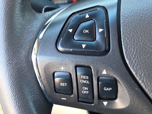 Used 2015 Lincoln MKS Elite w/ Equipment Group 101A image 28