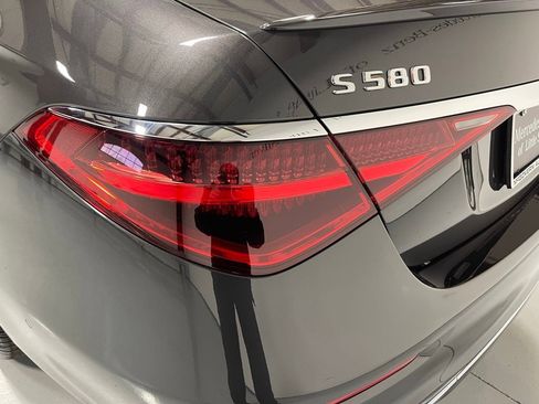 Used 2026 Mercedes-Benz S 580 4MATIC Sedan image 13
