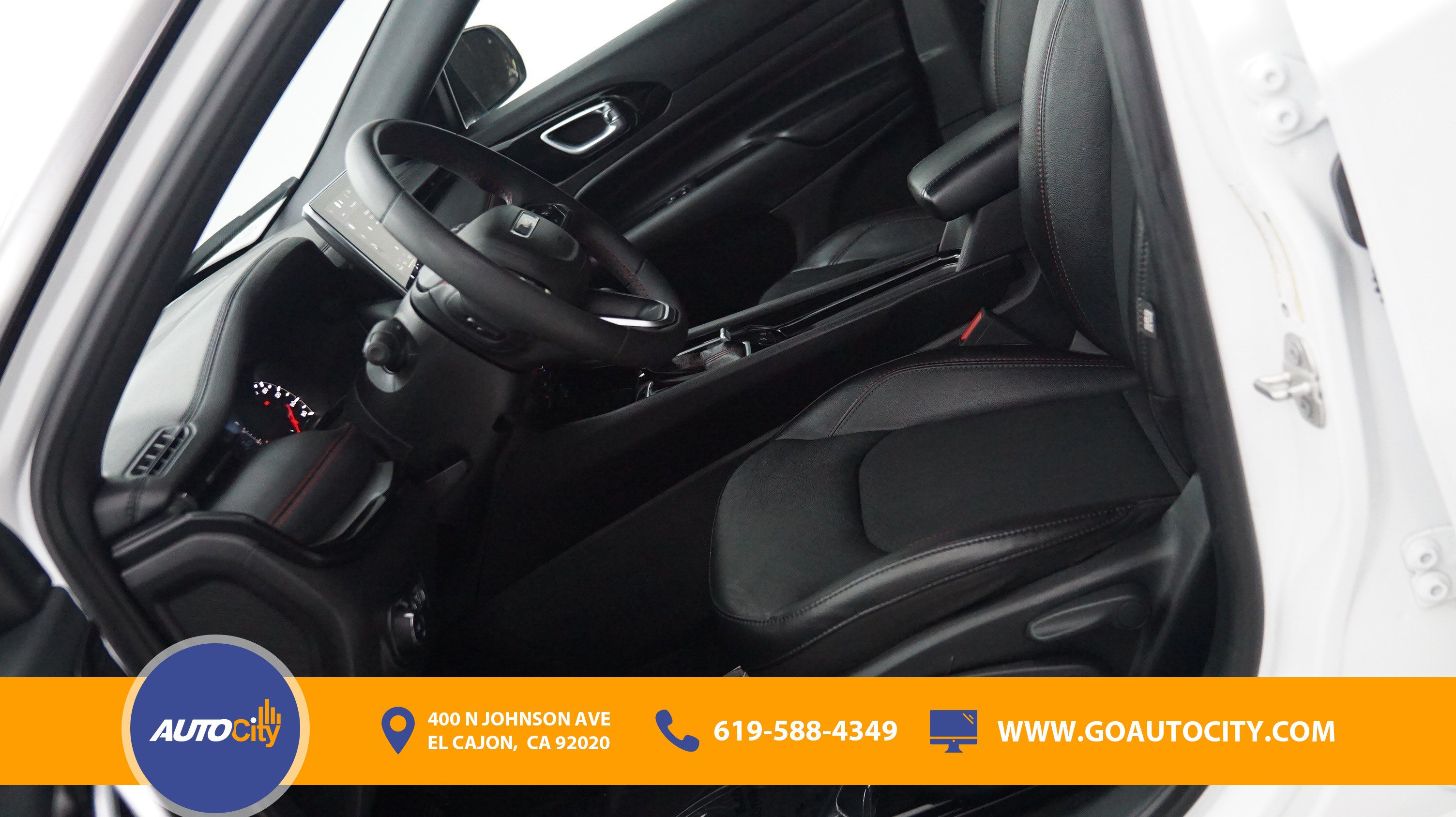Used 2023 Jeep Compass Trailhawk AWD/4WD image 9
