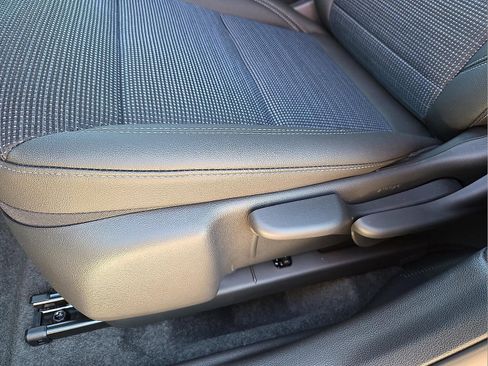 New 2026 Buick Envista Preferred image 13