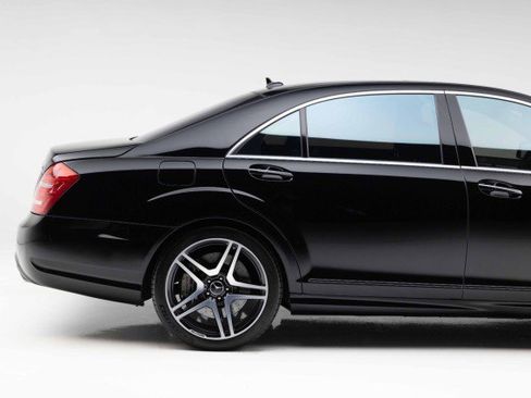 Used 2012 Mercedes-Benz S 63 AMG image 21