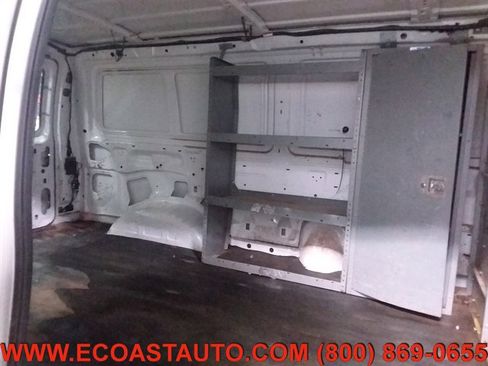 Used 2006 Ford E-250 and Econoline 250 image 13
