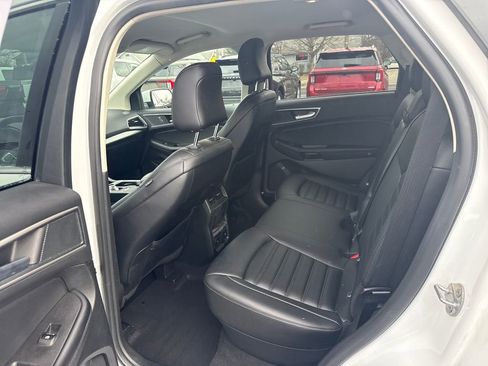 Used 2024 Ford Edge SEL w/ Convenience Package image 14