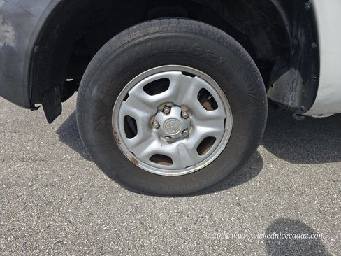 Used 2012 Toyota Tacoma 2WD Regular Cab image 26