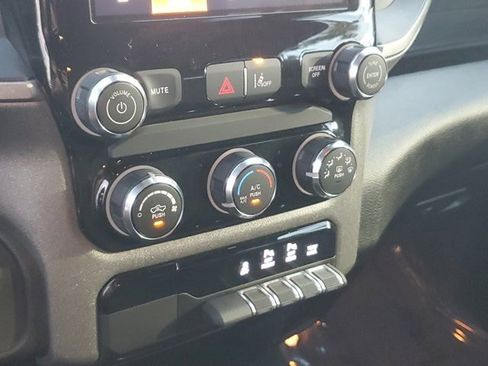 Used 2025 RAM 1500 Tradesman AWD/4WD image 25