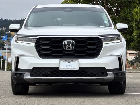 Certified 2025 Honda Pilot EX-L image 5