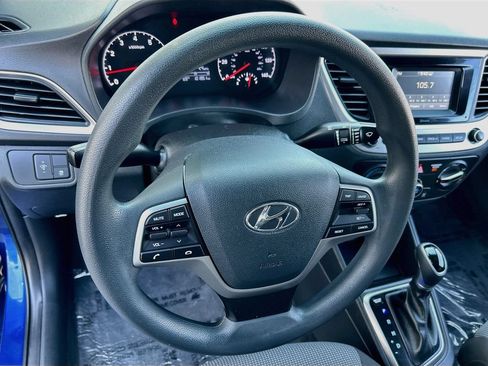 Used 2018 Hyundai Accent SE FWD image 11