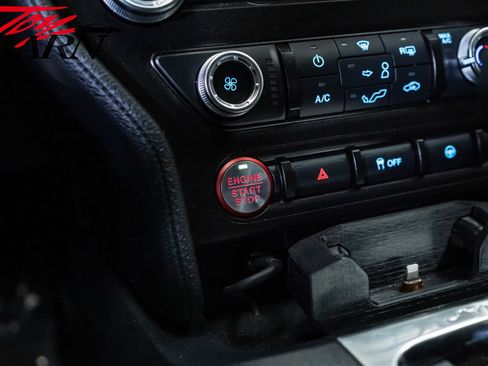 Used 2021 Ford Mustang GT RWD image 39
