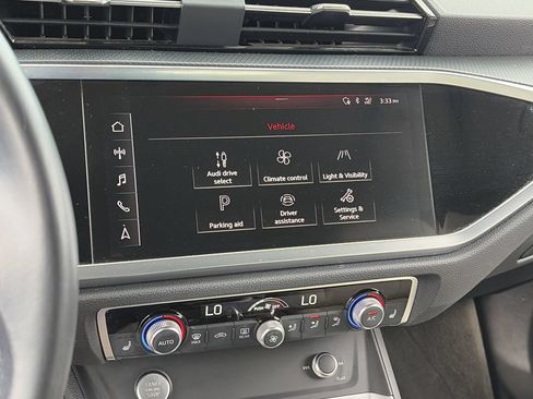 Used 2019 Audi Q3 2.0T Prestige AWD/4WD image 24