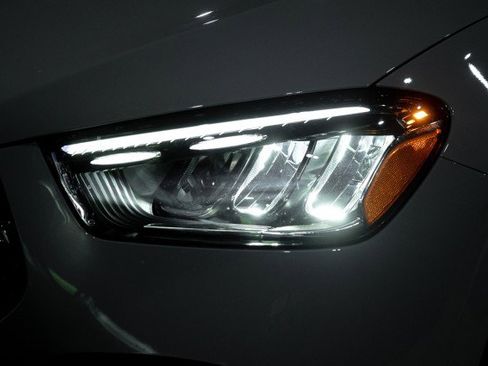 Used 2025 Mercedes-Benz GLE 450 450 4MATIC® SUV image 8