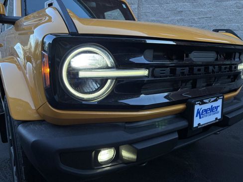 Used 2022 Ford Bronco Outer Banks AWD/4WD image 6