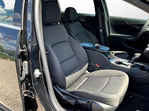 Used 2023 Chevrolet Malibu LT image 7