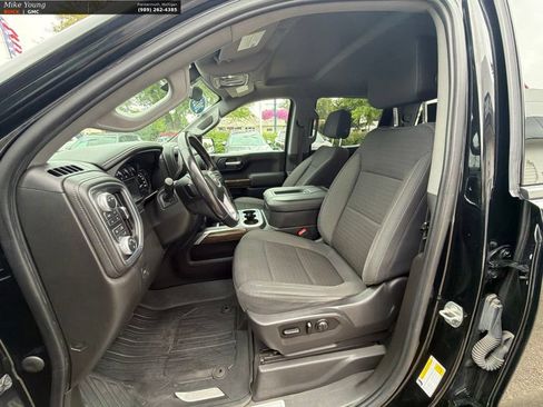 Used 2021 GMC Sierra 1500 Elevation w/ LPO, Elevation Black Package AWD/4WD image 11