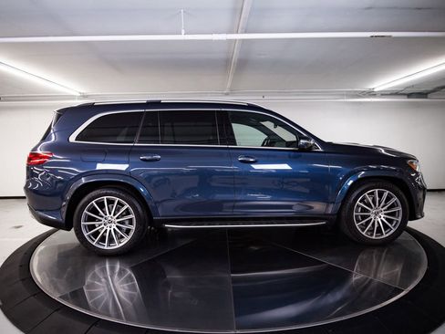 Used 2024 Mercedes-Benz GLS 580 4MATIC image 8