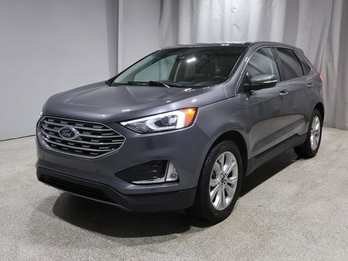 Used 2023 Ford Edge Titanium image 7