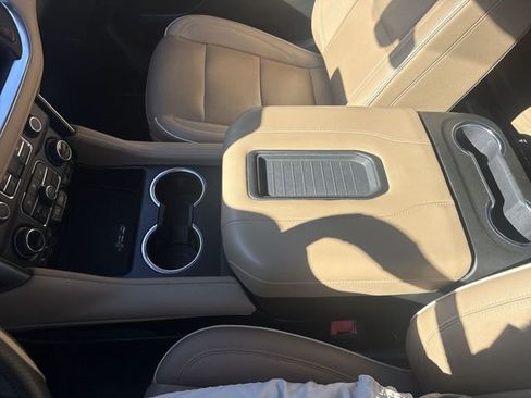 Used 2022 Chevrolet Tahoe Premier image 20