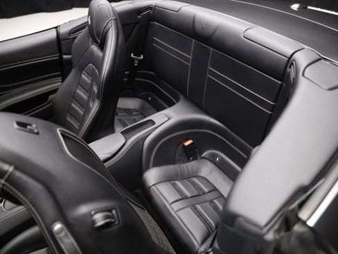Used 2016 Ferrari California T image 11