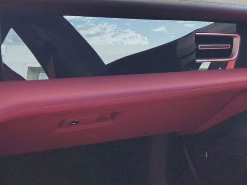 Used 2022 Porsche Taycan 4S AWD/4WD image 15