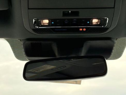 New 2026 Ford F250 Lariat w/ Black Appearance Package image 31