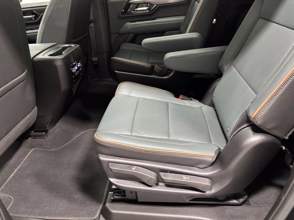 Used 2026 GMC Yukon XL AT4 AWD/4WD image 43