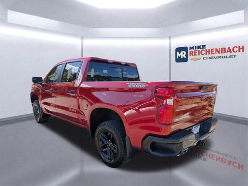 Used 2024 Chevrolet Silverado 1500 LT Trail Boss w/ Convenience Package II AWD/4WD image 6